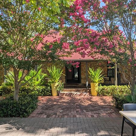 Mahogany Inn And Distillery Mahogany Creek 外观 照片