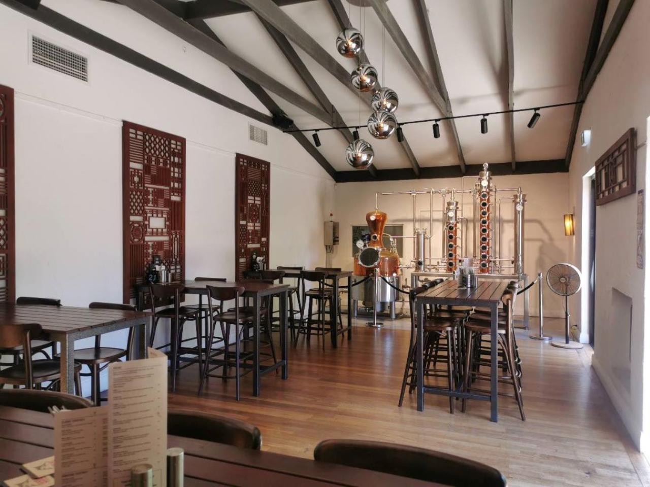 Mahogany Inn And Distillery Mahogany Creek 外观 照片